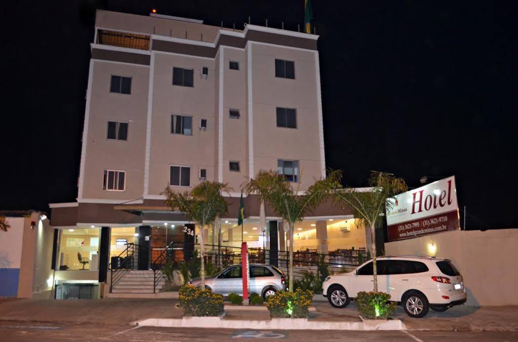 Hotel Grande Minas Vespasiano Exterior foto